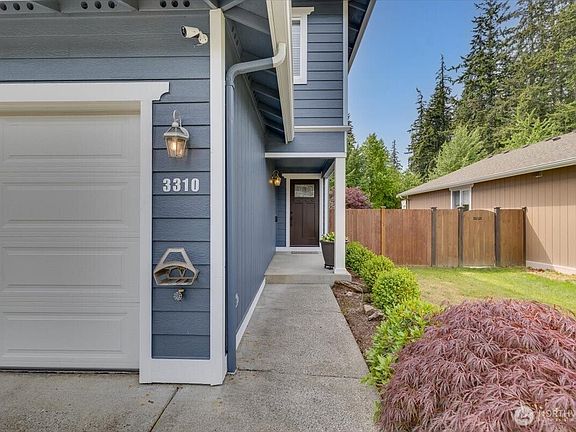 3rd image of 3310 182nd Street NE