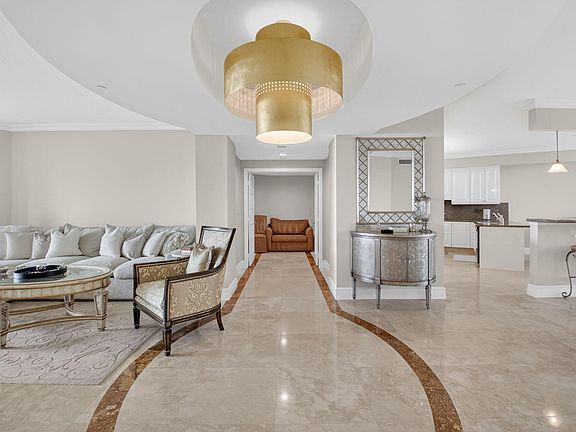 4th image of 3740 S Ocean Boulevard #505