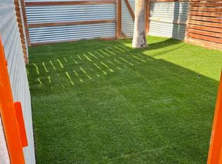 555 El Placer Rd #4, Palm Springs, CA 92264