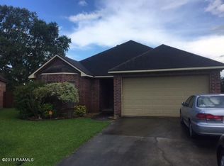 105 Village Tree Dr, Youngsville, LA 70592