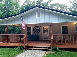 206 Pine Dr, Mathias, WV 26812