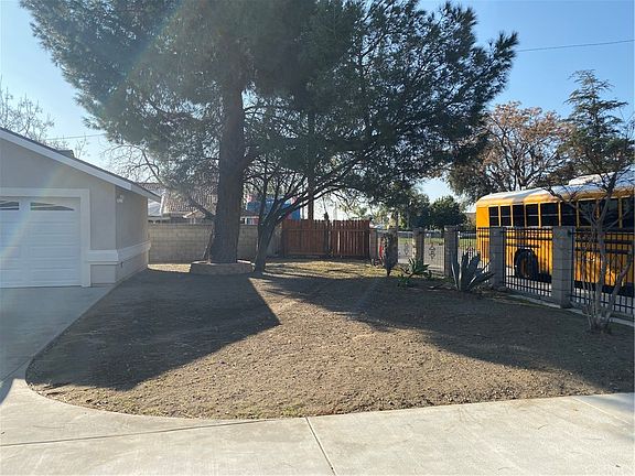 2nd image of 8357 Cottonwood Ave