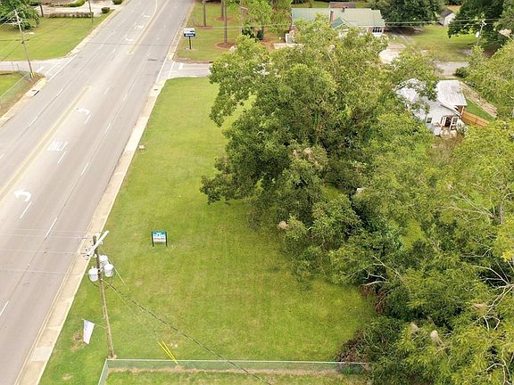 5th image of 0 Memorial Blvd