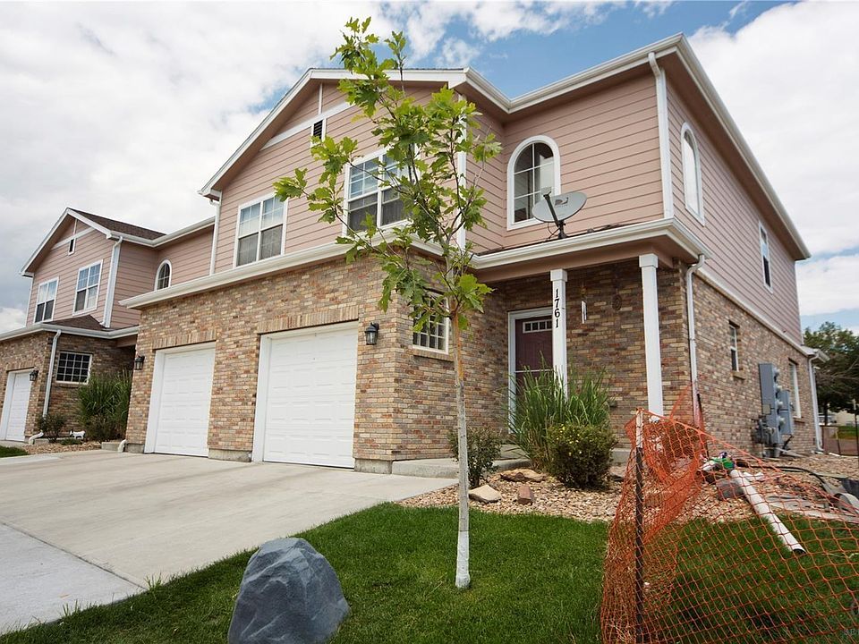Beautiful south facing, turn key condo! One car garage with spaces for two vehicles in the driveway.