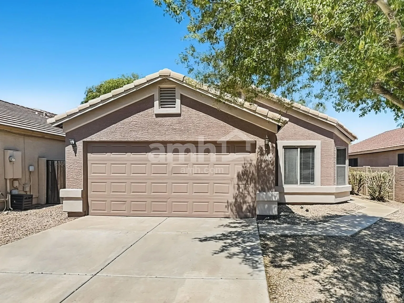 3 bed, 2.0 bath, 1527 sqft, $1,895 — Photo 1