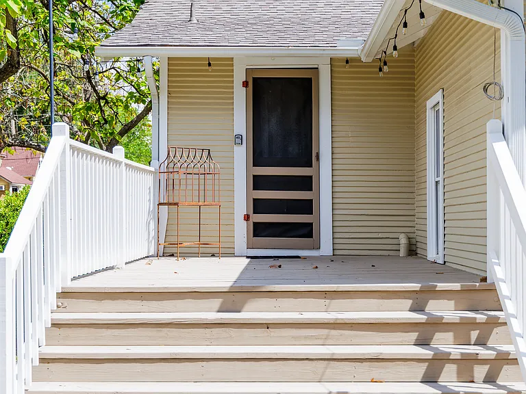 1600 Church St — Photo 100