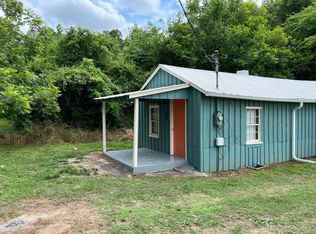 104 Spratt St, Laurens, SC 29360