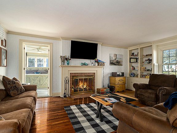 4th image of 342 N Marshall Ave