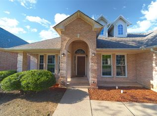 966 Badbury Ln, Grand Prairie, TX 75052