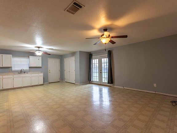 4th image of 1158 Lazar Dr