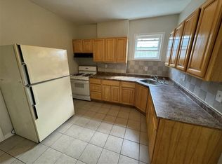 130 Pennsylvania Ave #3, Newark, NJ 07114