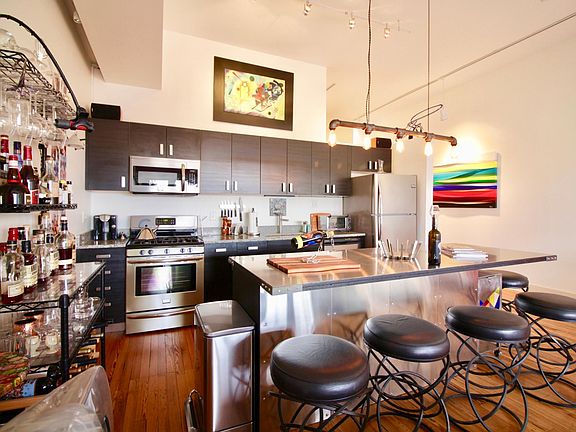 4th image of 463 N High St APT 5B
