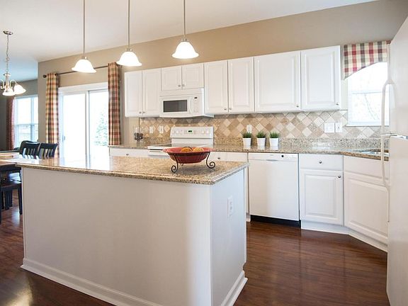 5th image of 5201 Thornwood Dr