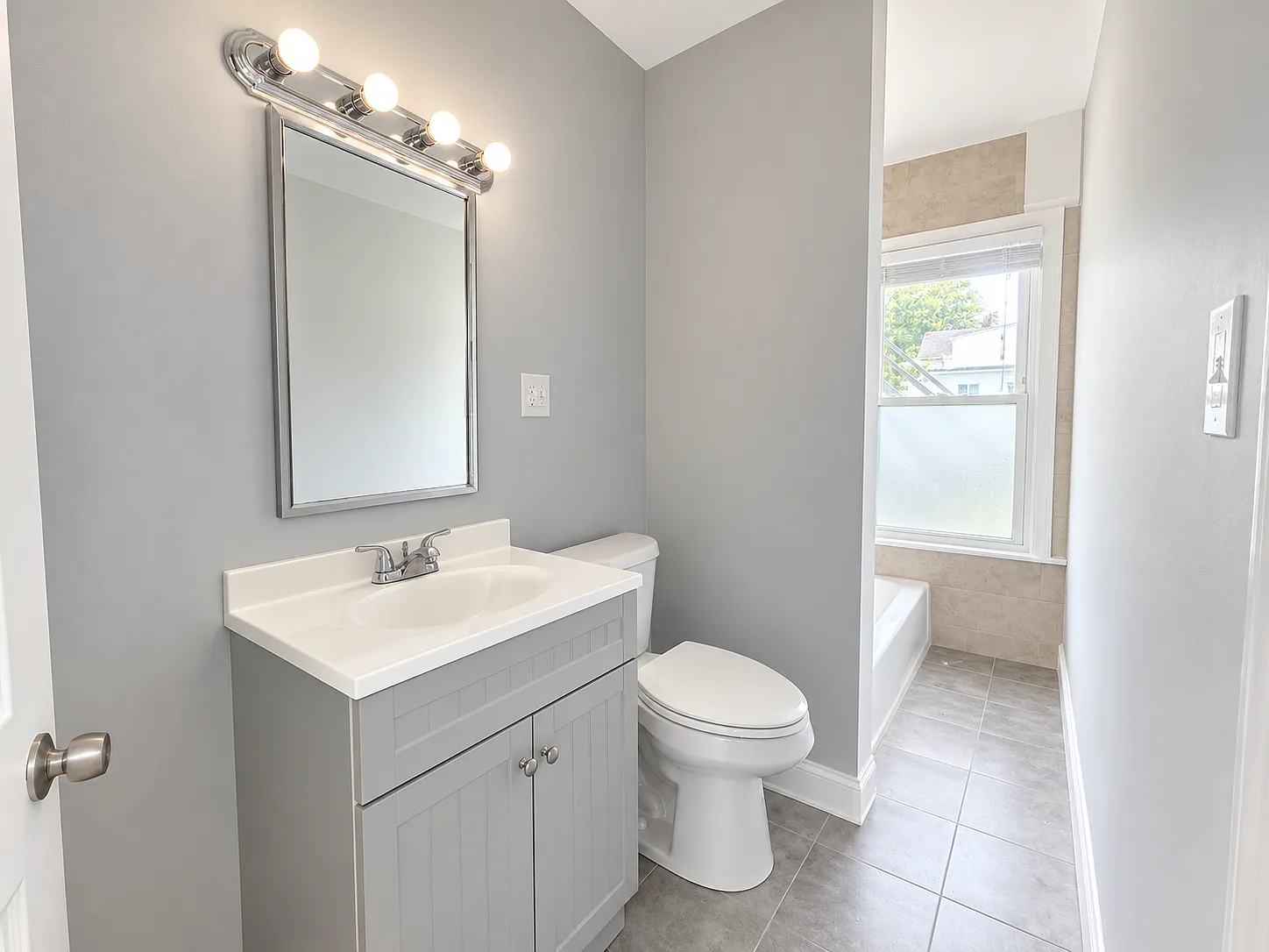 3 bed, 1500 sqft, $2,300 — Photo 2