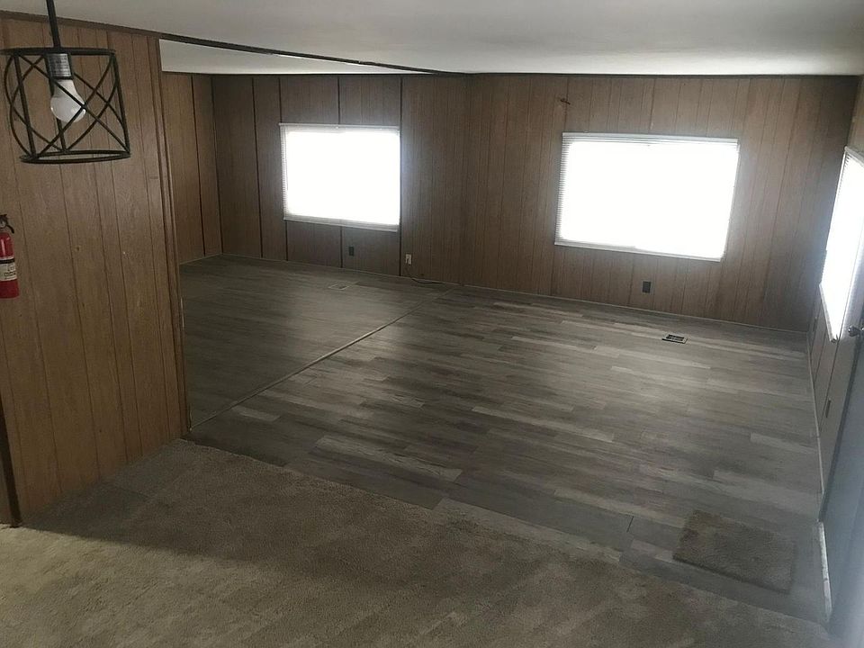 2nd image of 570 Oak Ave Trailer B