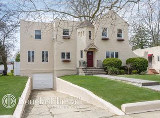 254 Frankel Blvd, Merrick, NY 11566