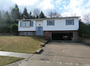 3646 Argonne St, Mogadore, OH 44260