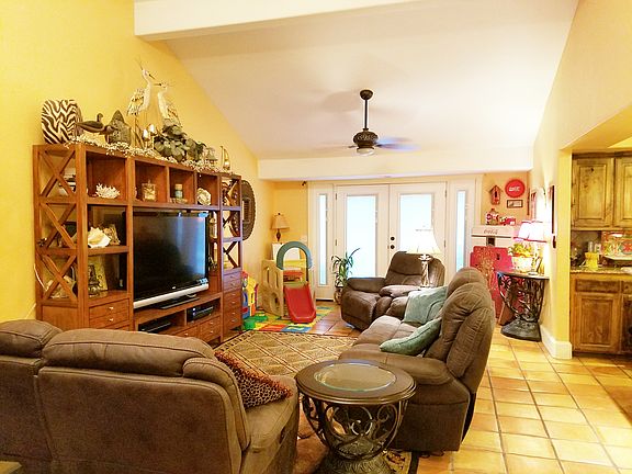 3rd image of 4112 Picasso Dr