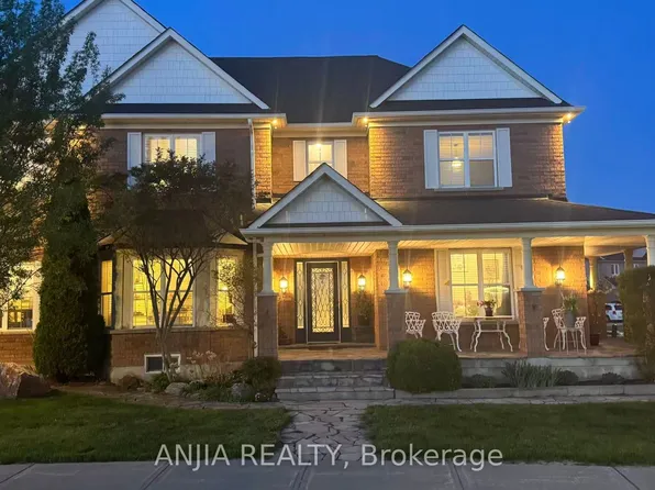 38 Harpers Gate Way, Whitchurch Stouffville, ON L4A 1P2