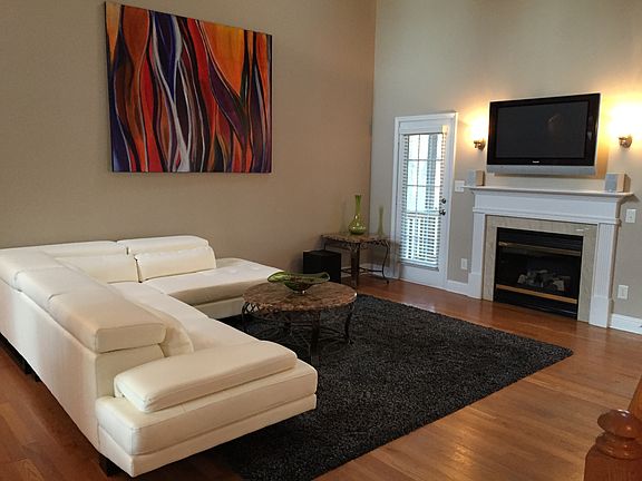 5th image of 2219 Bleckley Ct