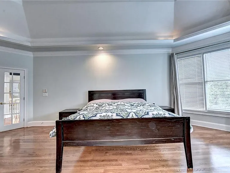 645 Falls Bay Ct — Photo 51