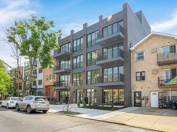 1202 Decatur Street