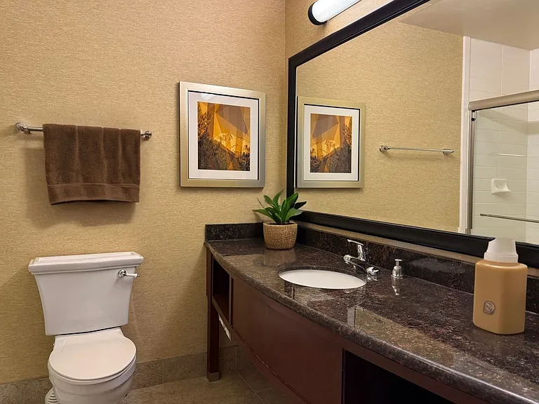 Storm Peak Apartments — Photo 66