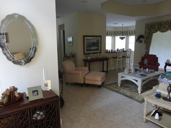 5th image of 7152 Maidstone Dr