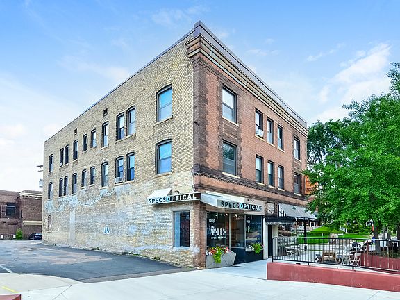 2nd image of 2202 Hennepin Ave E #5