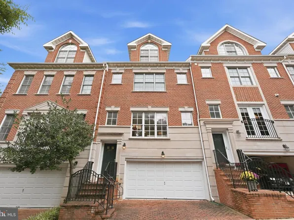 8407 Baccarat Ct, Bethesda, MD 20814
