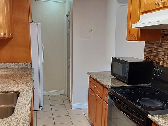 3rd image of 4405 Norwalk Dr APT 7