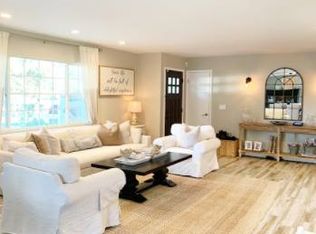 9330 Dillon Dr, La Mesa, CA 91941