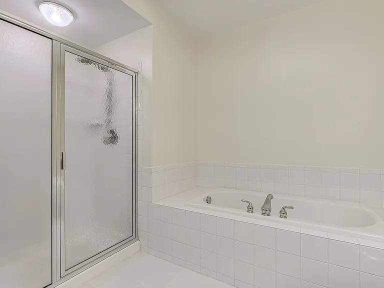 7119 Mason Grove Ct — Photo 19