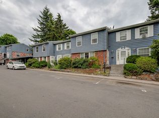 890 NW Division St, Gresham, OR 97030