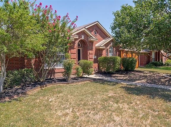 2nd image of 10816 Red Cedar Dr