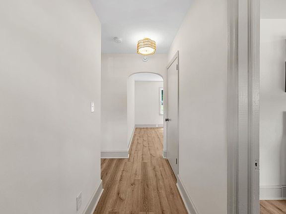 4th image of 107 Whitener Ave
