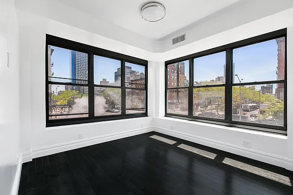 Rented by Compass | media 21