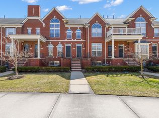 3270 Camden Dr, Troy, MI