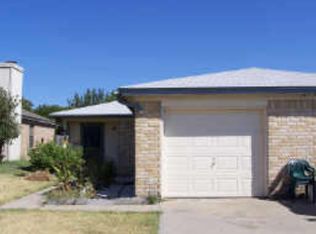 1110 Landsdale Ln, Saginaw, TX 76179