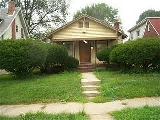 1st image of 941 Vernon Dr