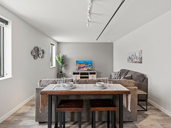 4th image of 2342 Sweet Parkway Rd #304