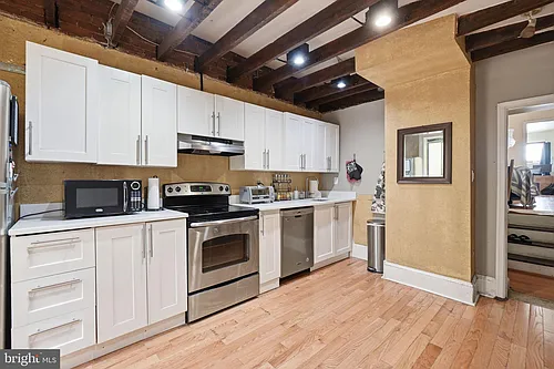 1425 Wisconsin Ave NW #1 Photo 1 1425 Wisconsin Ave NW #1 Photo 1