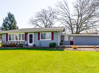 2319 SE Thornwood Dr, Lindenhurst, IL 60046