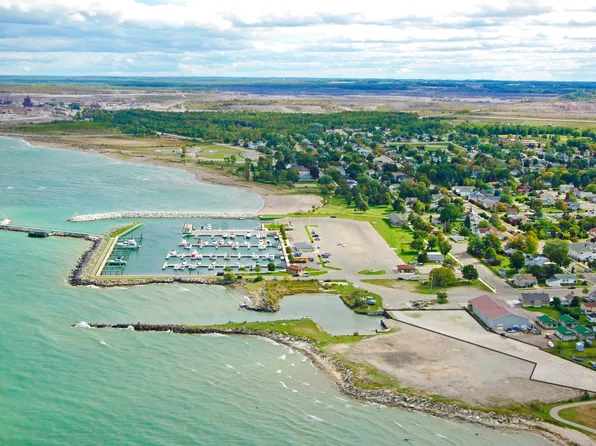 350 E Huron Ave, Rogers City, MI 49779