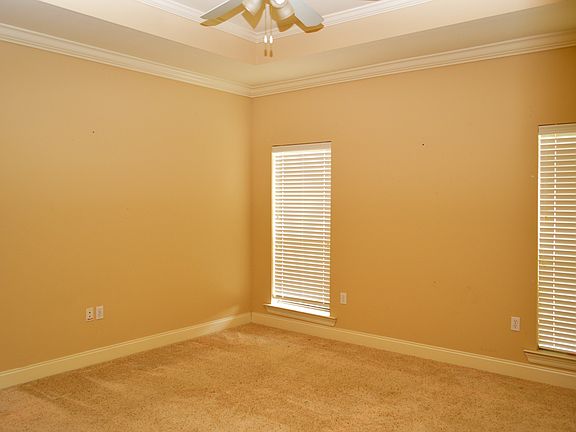 4th image of 12473 Dutchtown Villa Dr