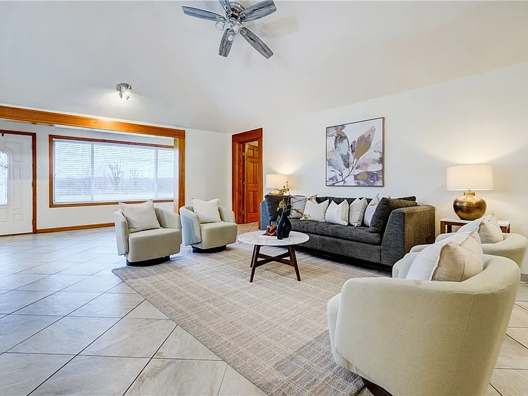 2654 Whalen Rd — Photo 22