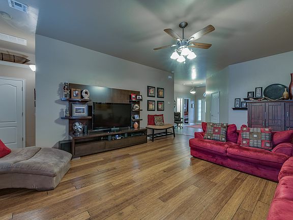 4th image of 1124 SW 128th St