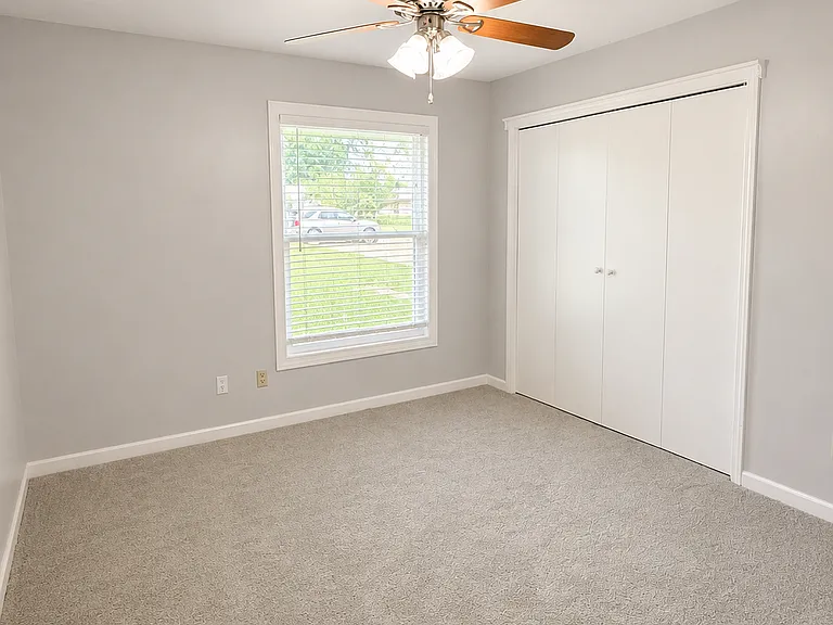 302 Richland Dr — Photo 7