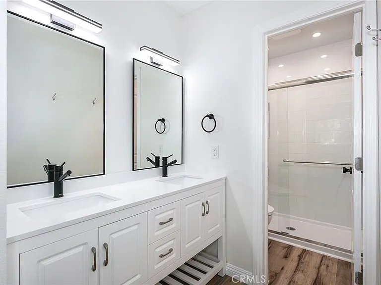21901 Lassen St #113 — Photo 19