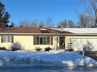 2202 Crestview Drive, Eau Claire, WI 54703